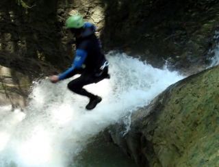  Salto del cañón Trefond Pernaz 